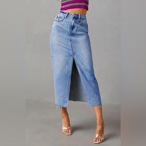 H&M Divided Blue Denim Skirt With Slit - Size 0/32